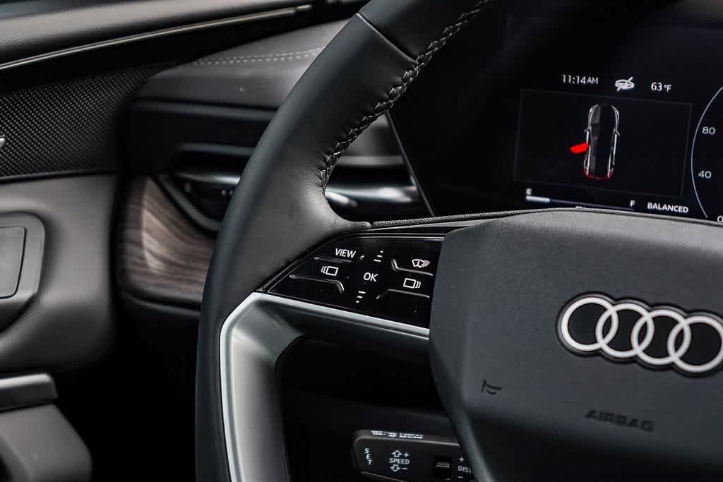 Thumbnail: 2025 Audi Q5 - 16