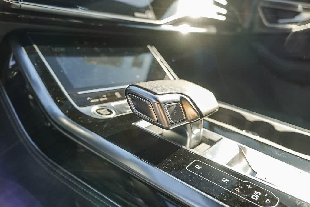 Thumbnail: 2026 Audi Q7 - 22