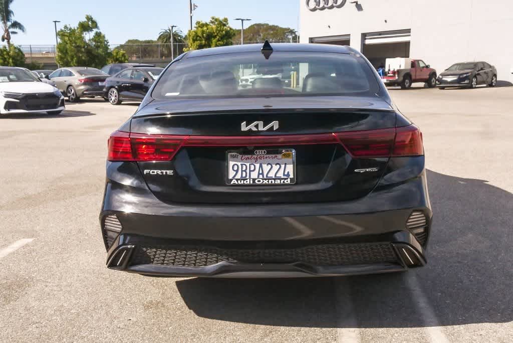 Thumbnail: 2022 Kia Forte - 9