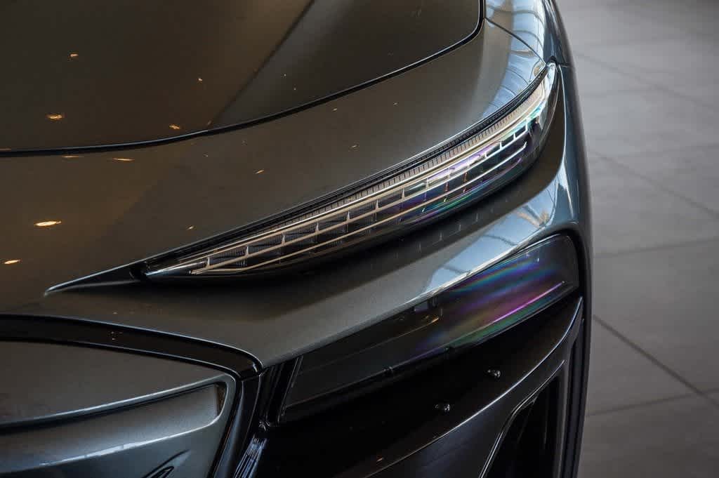 Thumbnail: 2025 Audi e-tron S - 8