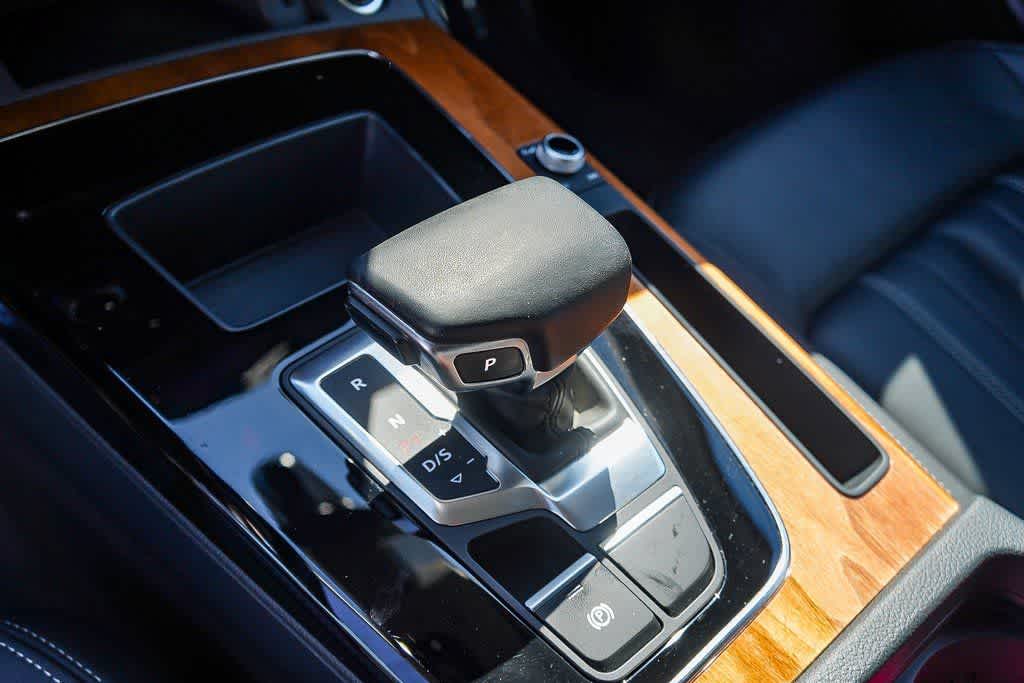 Thumbnail: 2023 Audi Q5 - 22