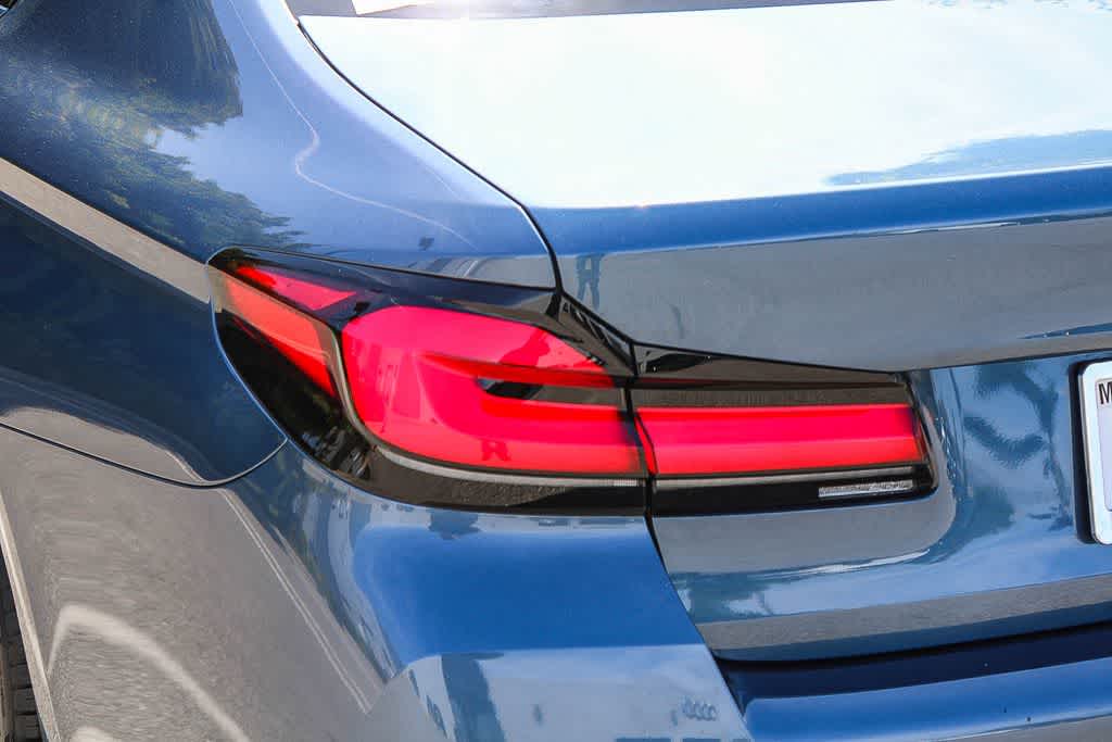 Thumbnail: 2023 BMW 5 Series - 11