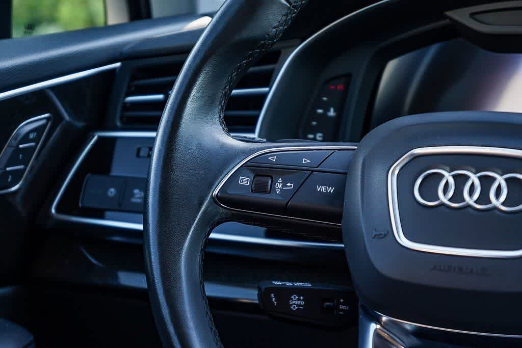 Thumbnail: 2023 Audi Q7 - 16