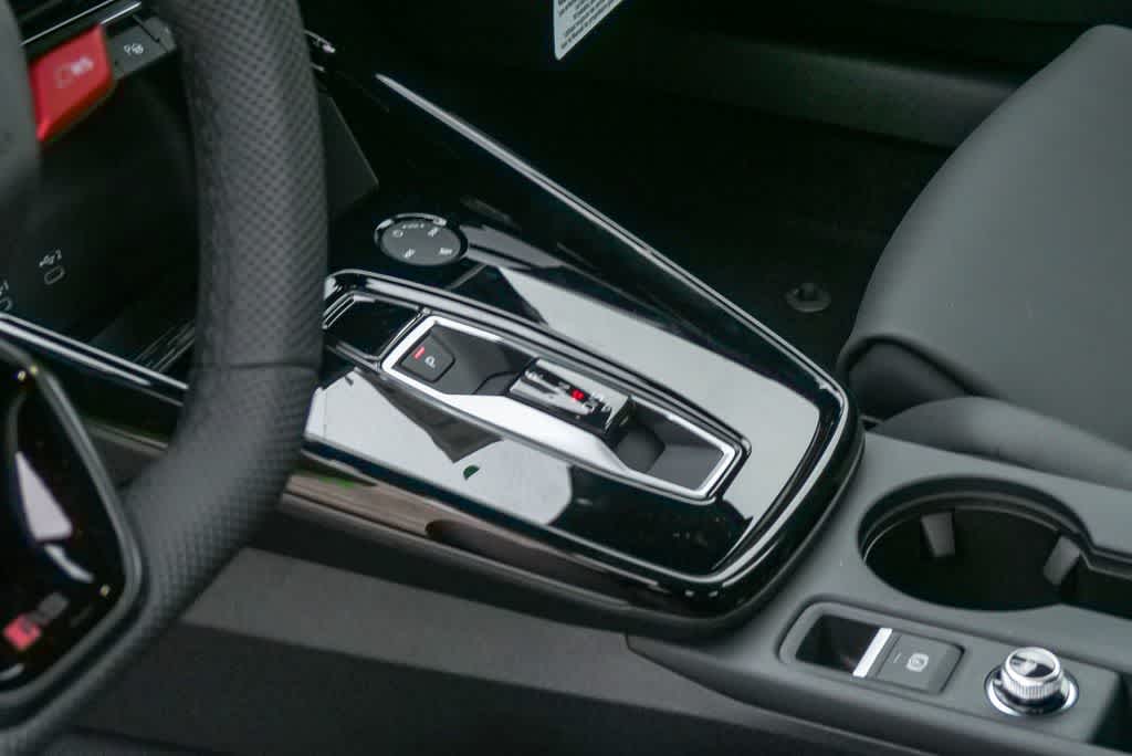 Thumbnail: 2026 Audi RS 3 - 19