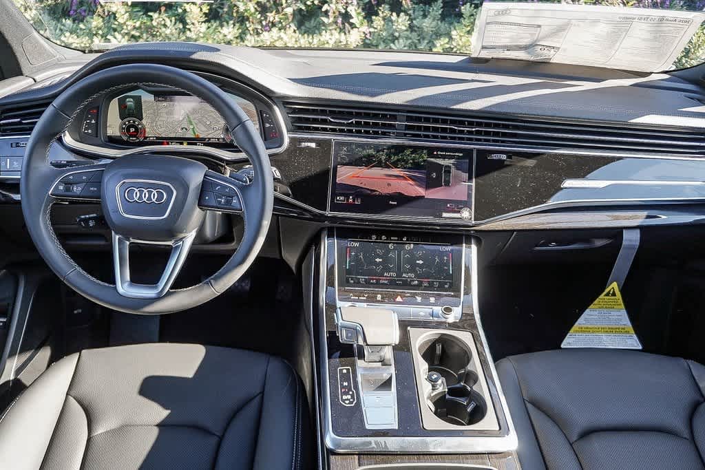 Thumbnail: 2026 Audi Q7 - 12