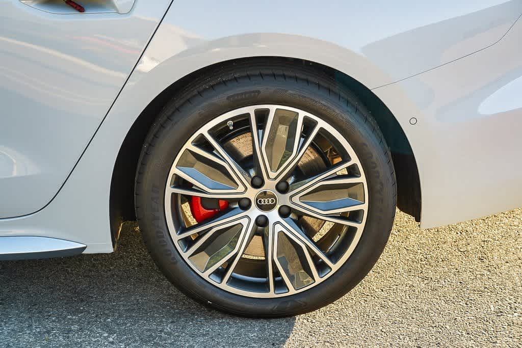 Thumbnail: 2025 Audi S5 - 11