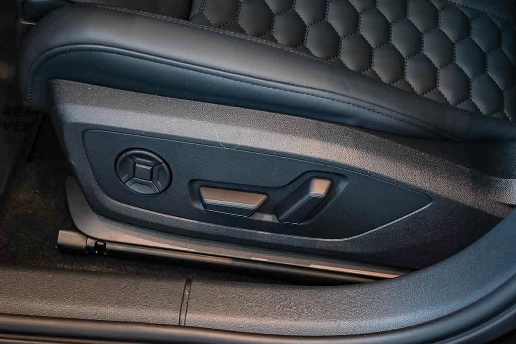 Thumbnail: 2026 Audi RS 3 - 24