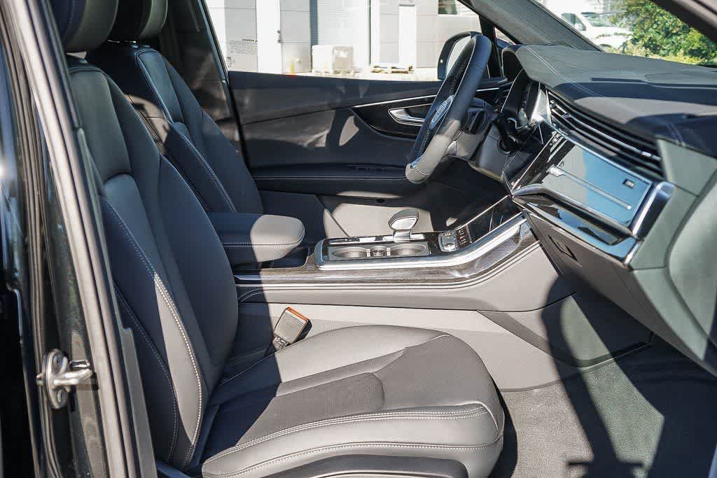 Thumbnail: 2026 Audi Q7 - 19