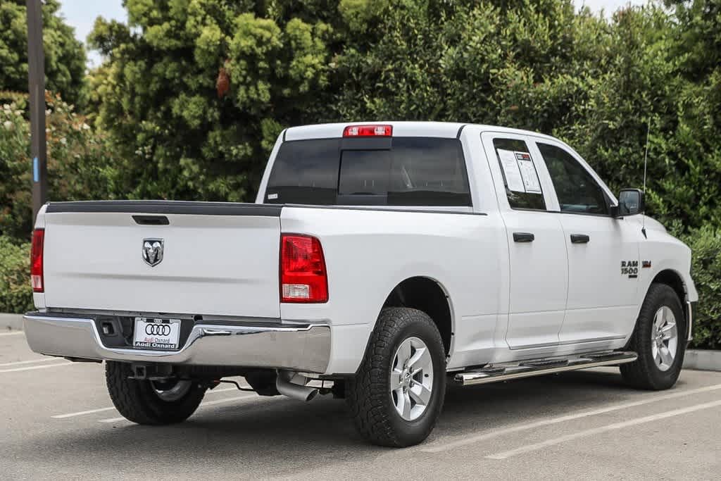 Thumbnail: 2019 RAM 1500 Classic - 4
