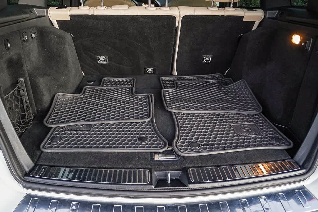 Thumbnail: 2011 Mercedes-Benz GLK - 29