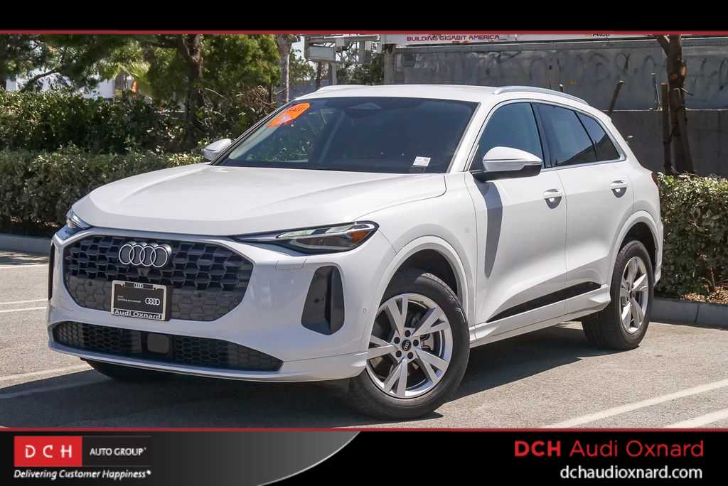 Thumbnail: 2025 Audi Q5 - 1