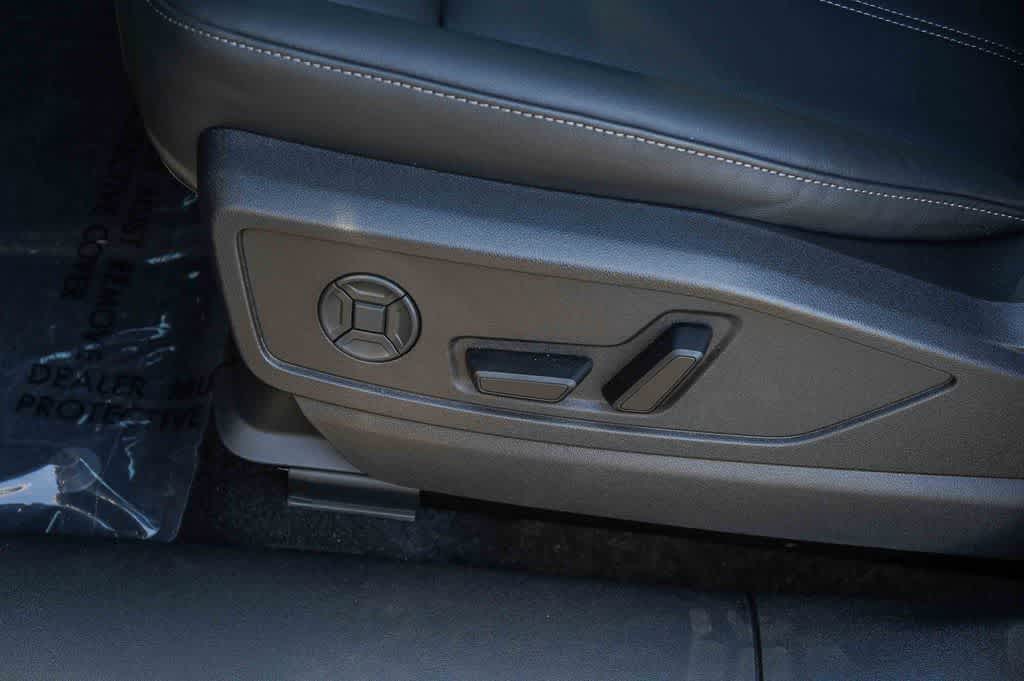 Thumbnail: 2026 Audi Q5 - 24