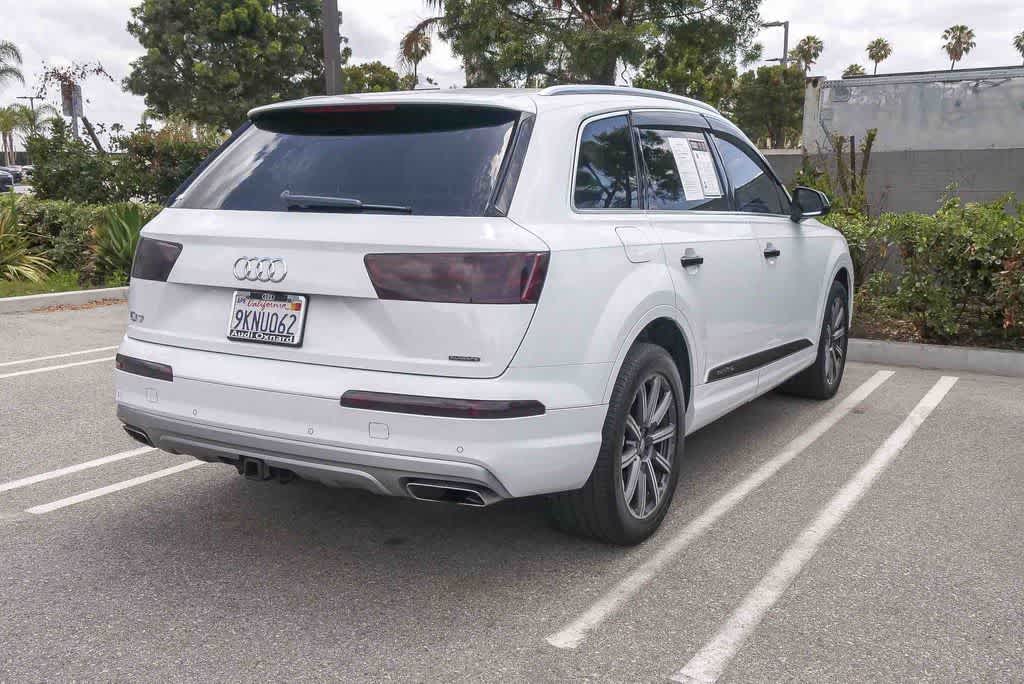 Thumbnail: 2019 Audi Q7 - 10