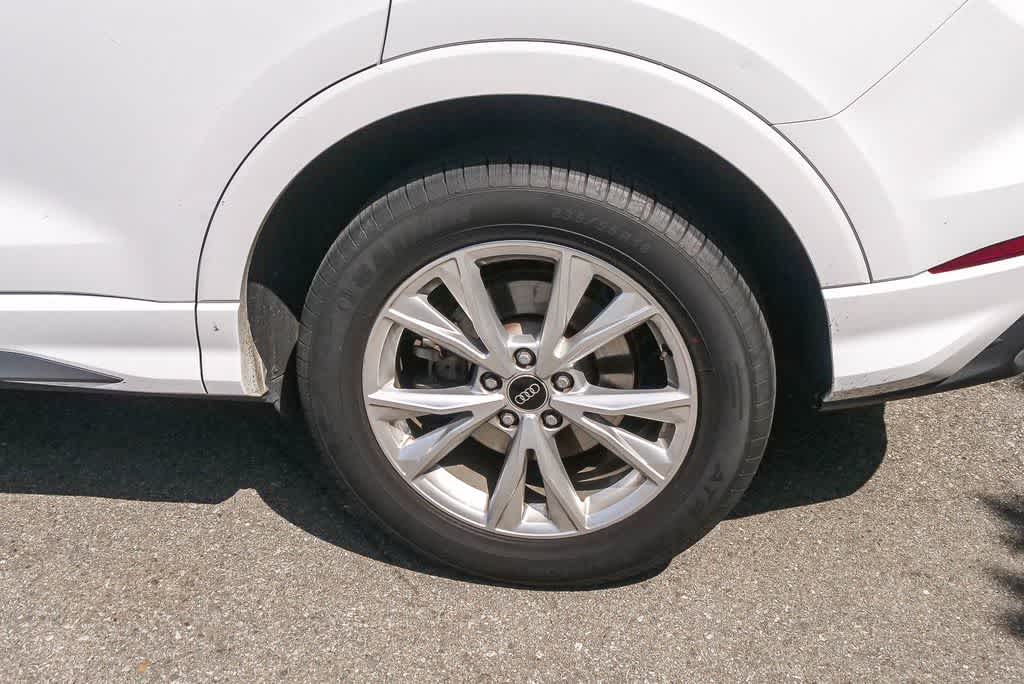 Thumbnail: 2024 Audi Q3 - 8