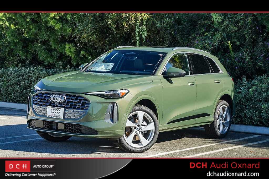 Thumbnail: 2025 Audi Q5 - 1