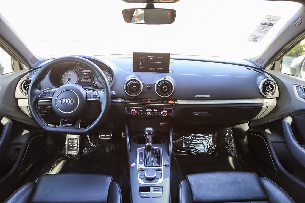 Thumbnail: 2016 Audi S3 - 11