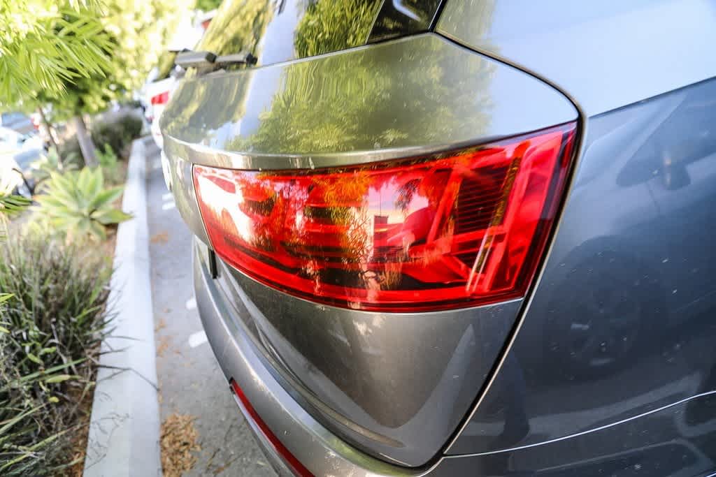 Thumbnail: 2019 Audi Q7 - 11