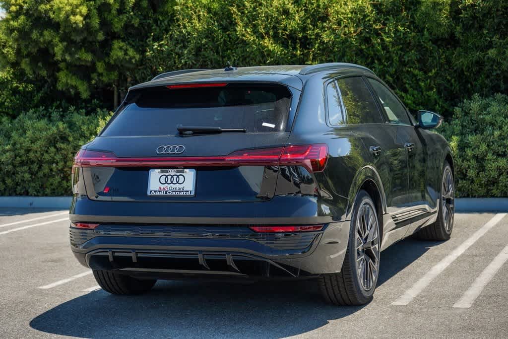 2024 Audi Q8 e-tron Prestige 6