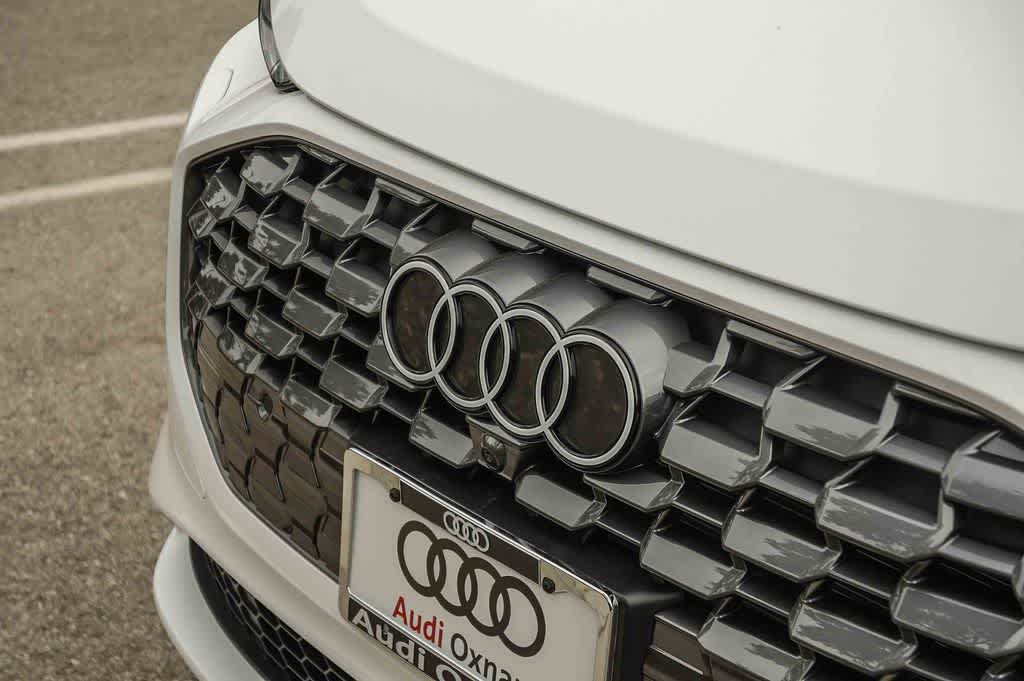 Thumbnail: 2026 Audi Q5 - 9