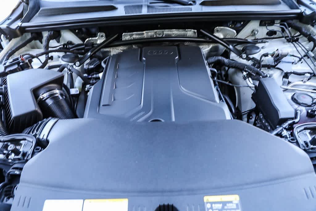 Thumbnail: 2025 Audi Q5 - 25