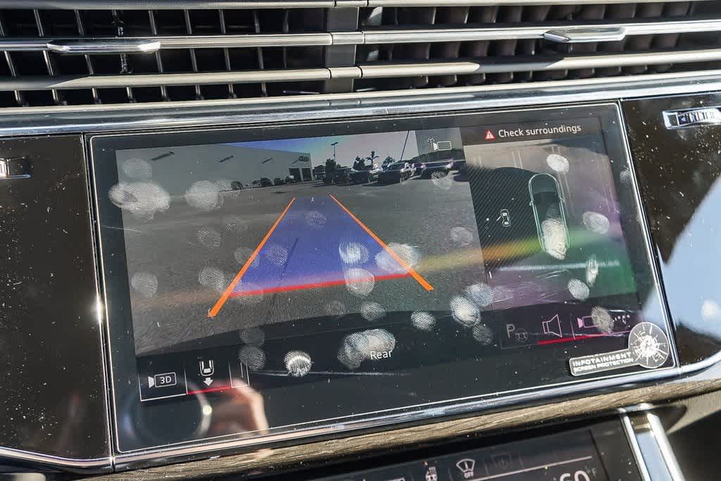 Thumbnail: 2026 Audi Q8 - 27