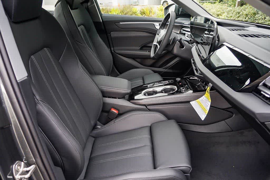 Thumbnail: 2026 Audi A6 - 19