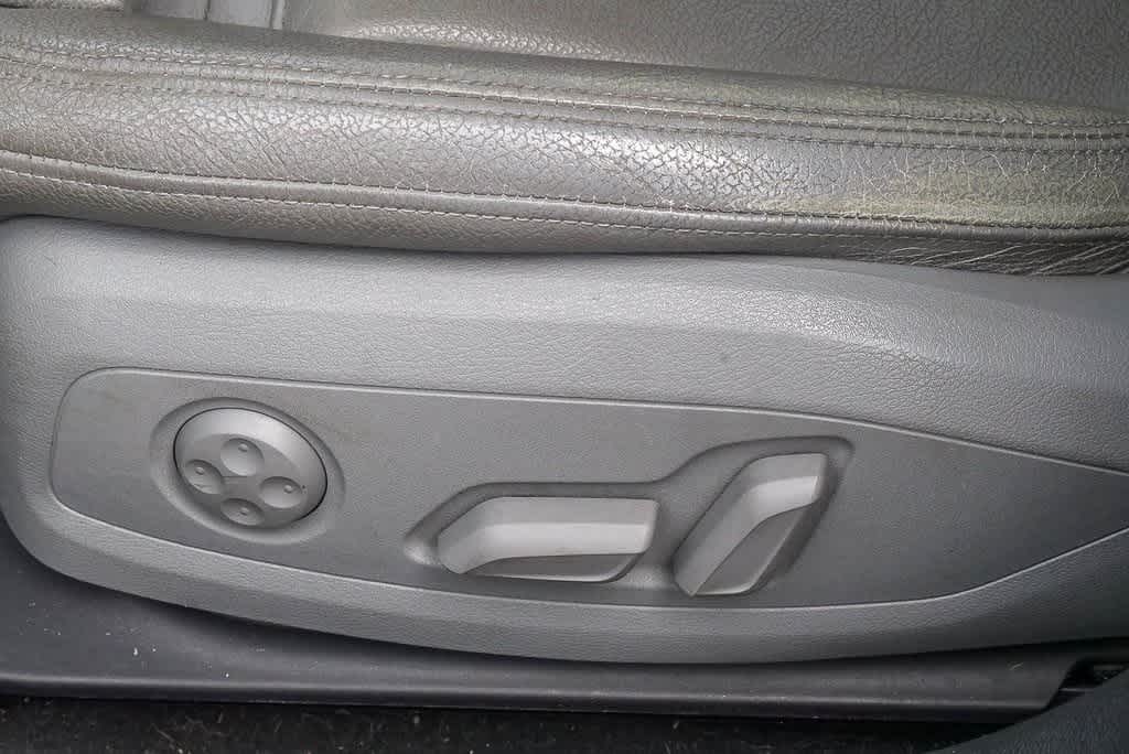 Thumbnail: 2017 Audi A4 - 16