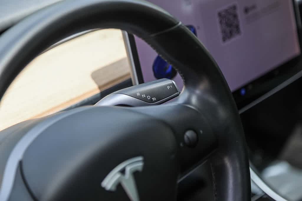 Thumbnail: 2019 Tesla Model 3 - 19