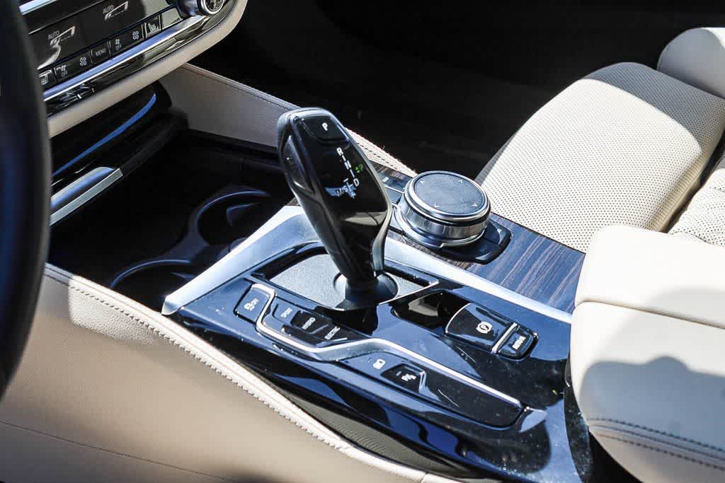 Thumbnail: 2023 BMW 5 Series - 19