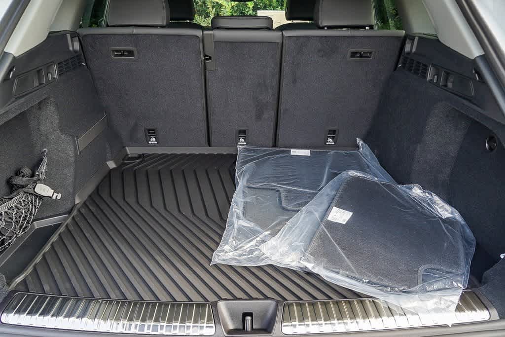 Thumbnail: 2025 Audi Q5 - 28