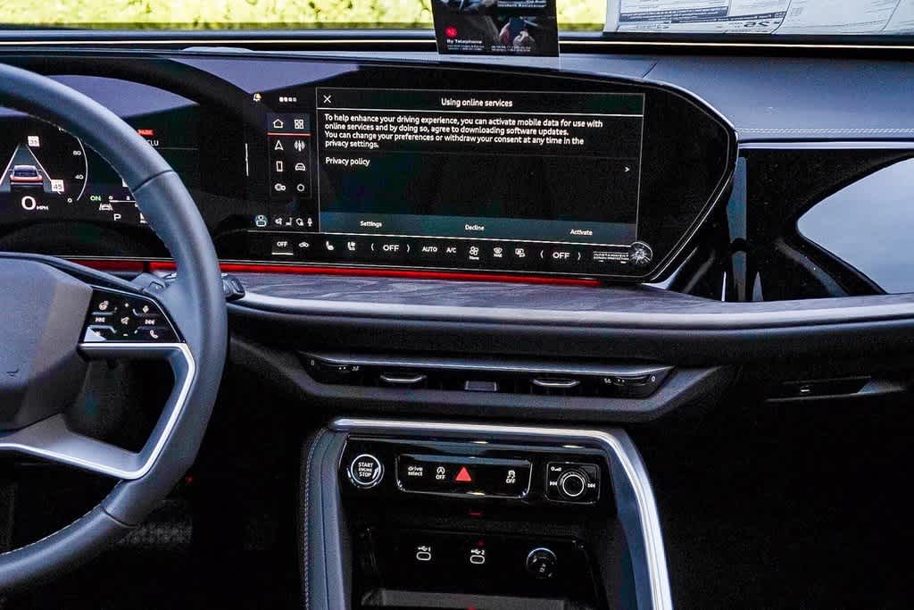 Thumbnail: 2025 Audi Q5 - 13