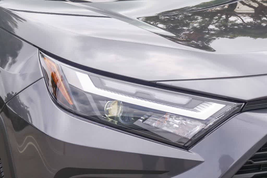 Thumbnail: 2025 Toyota RAV4 - 4