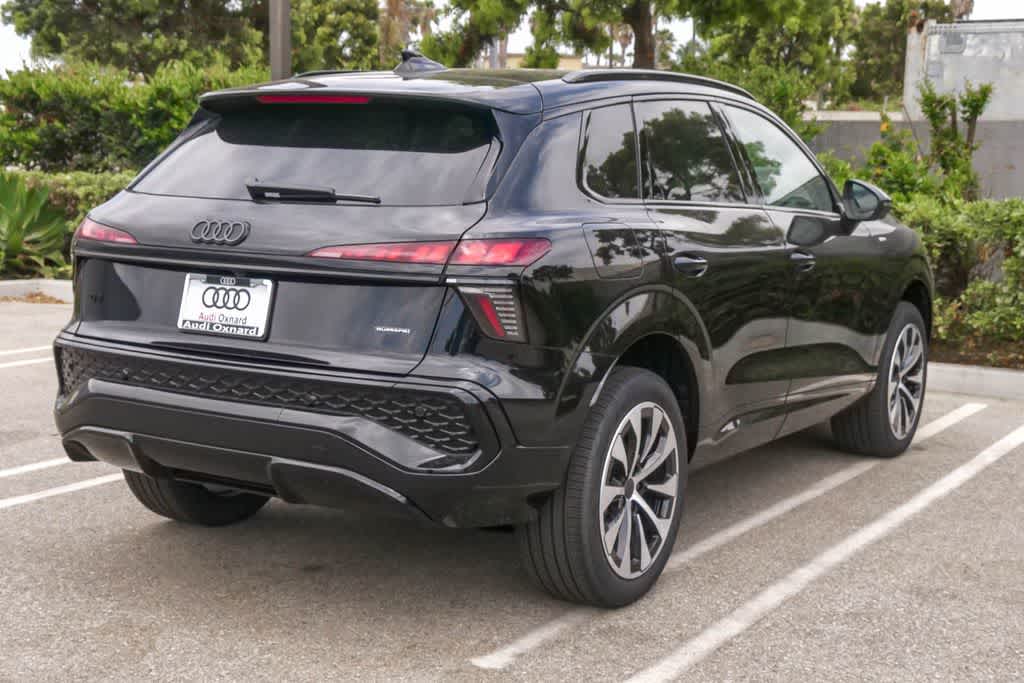 Thumbnail: 2026 Audi Q3 - 9