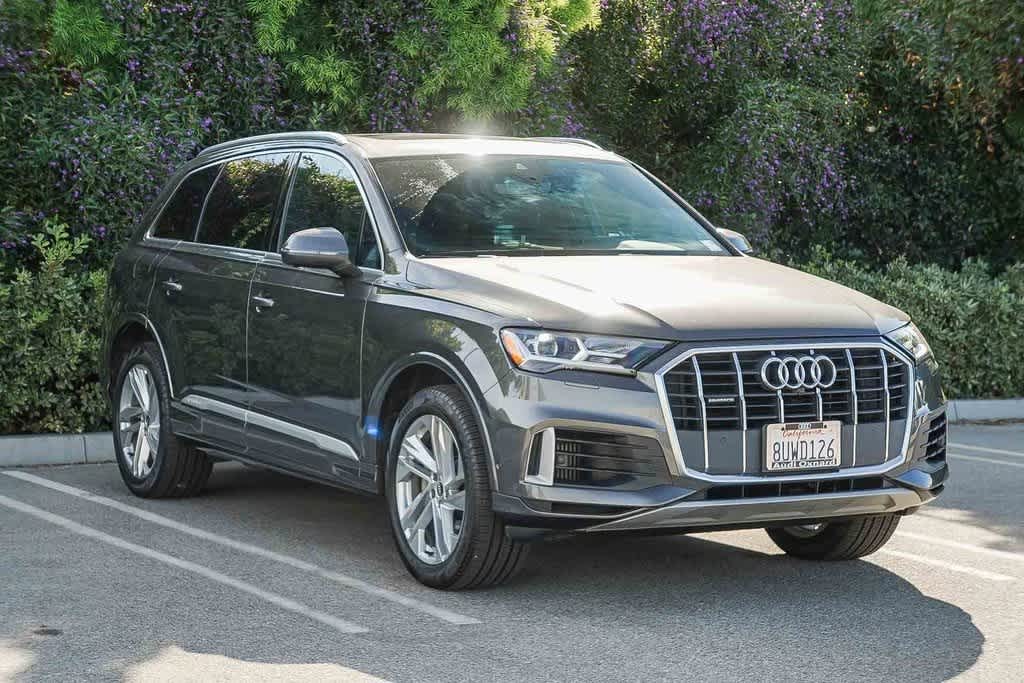 Thumbnail: 2021 Audi Q7 - 3