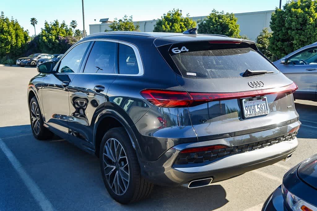 Thumbnail: 2025 Audi Q5 - 6