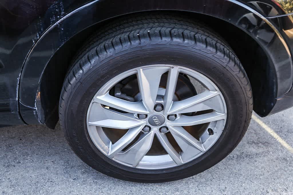 Thumbnail: 2017 Audi Q3 - 9