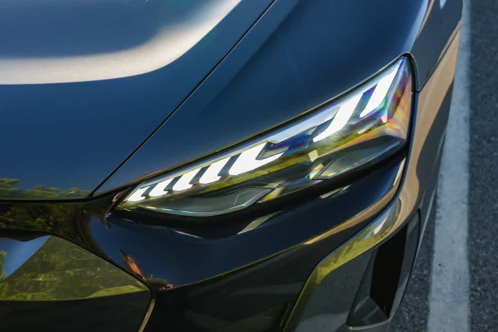 Thumbnail: 2024 Audi e-tron GT - 8
