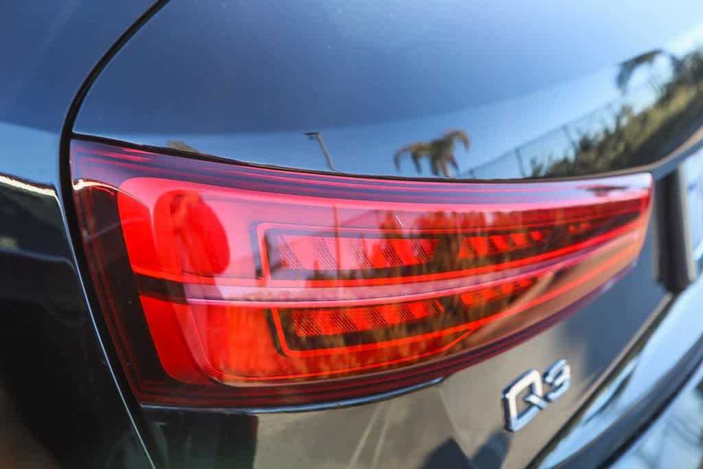 Thumbnail: 2017 Audi Q3 - 10