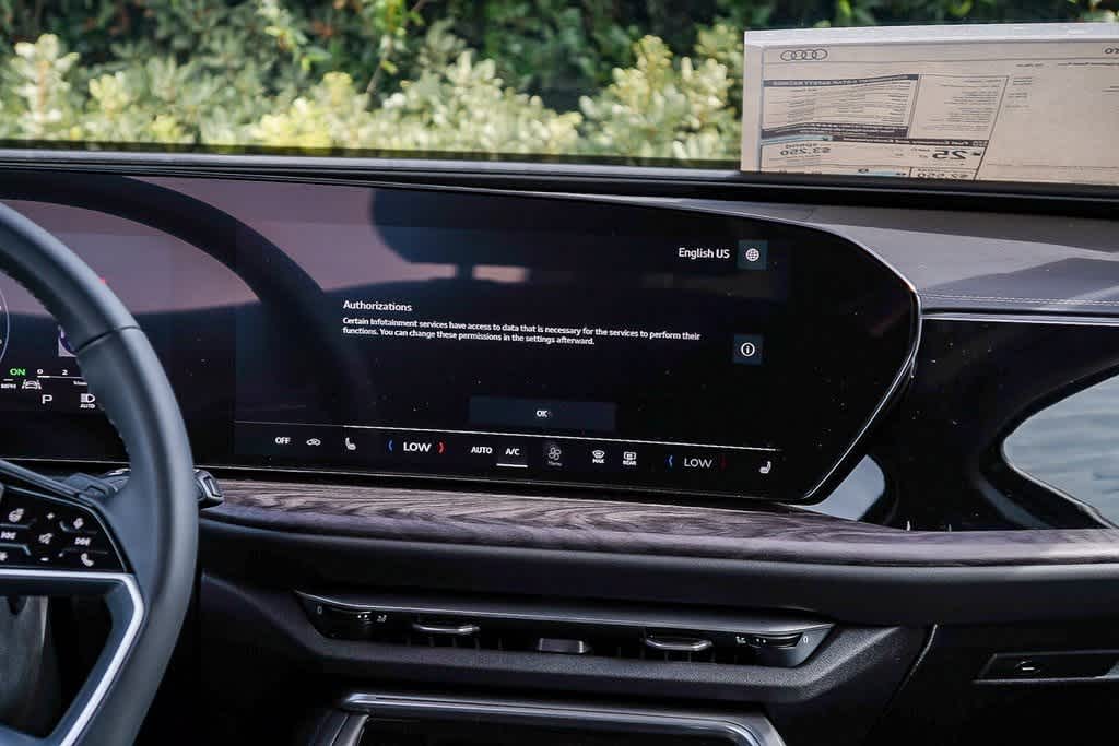 Thumbnail: 2025 Audi Q5 - 13