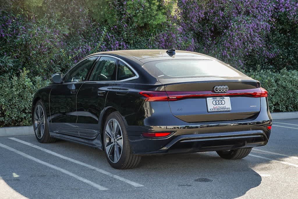 Thumbnail: 2025 Audi e-tron S - 6