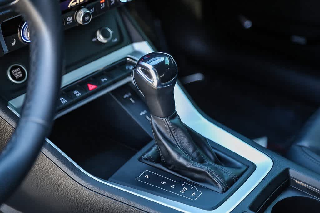 Thumbnail: 2022 Audi Q3 - 17