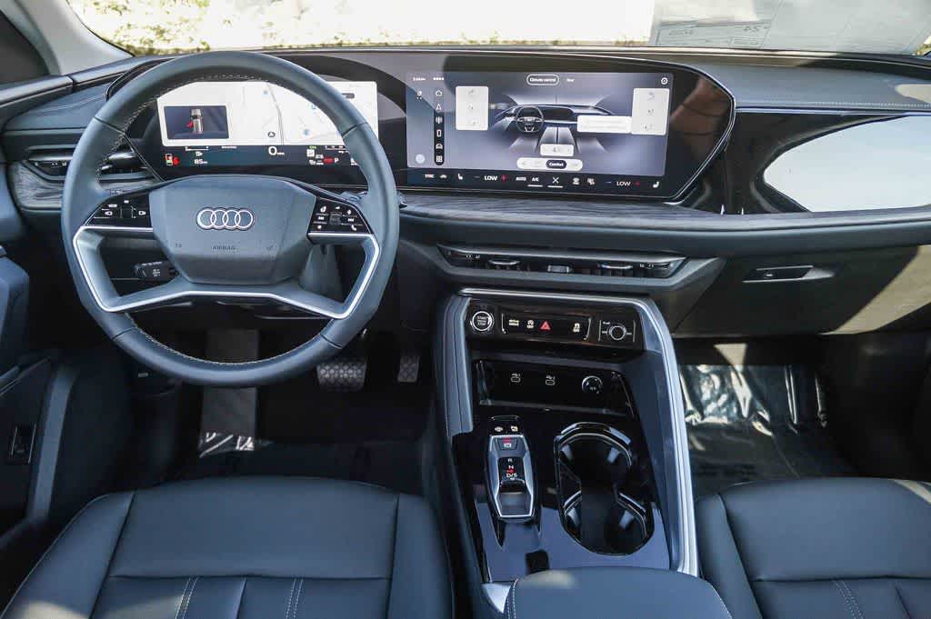 Thumbnail: 2026 Audi Q5 - 12