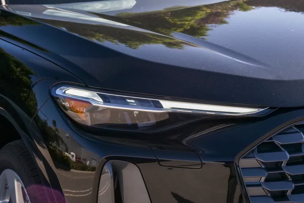 Thumbnail: 2025 Audi Q5 - 4