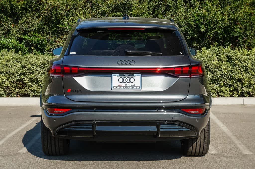 Thumbnail: 2025 Audi SQ6 e-tron - 5