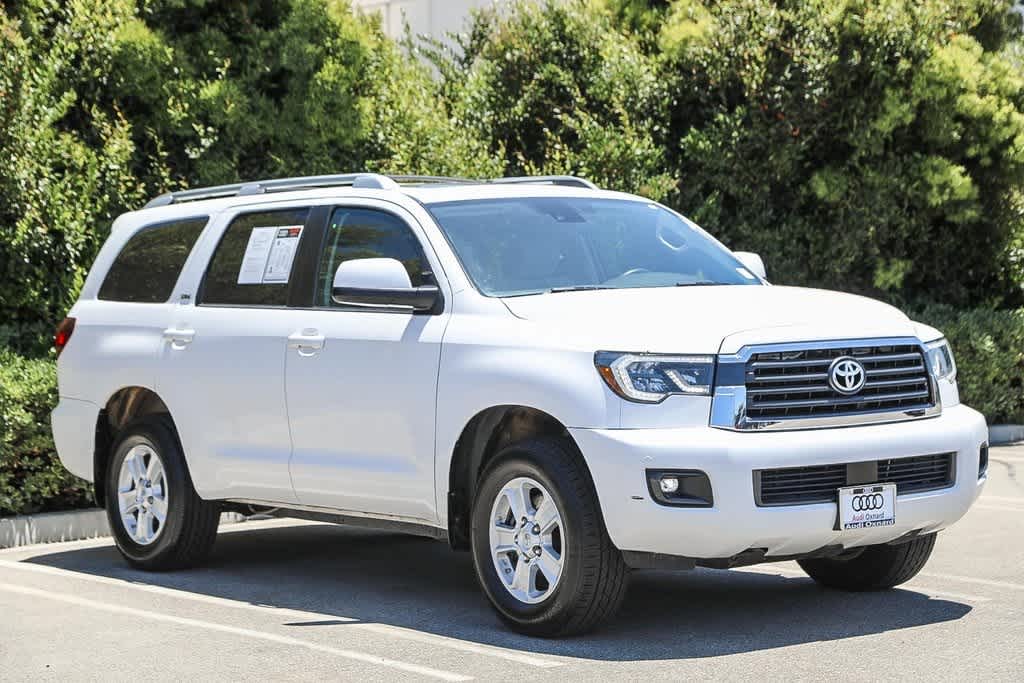 Thumbnail: 2019 Toyota Sequoia - 3