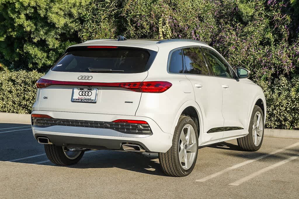 Thumbnail: 2025 Audi Q5 - 4