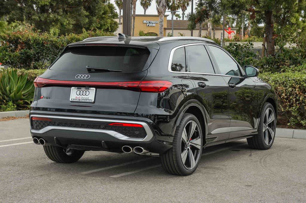 Thumbnail: 2026 Audi SQ5 - 4