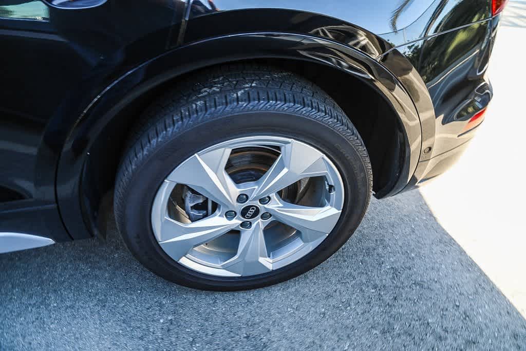 Thumbnail: 2022 Audi Q5 - 9