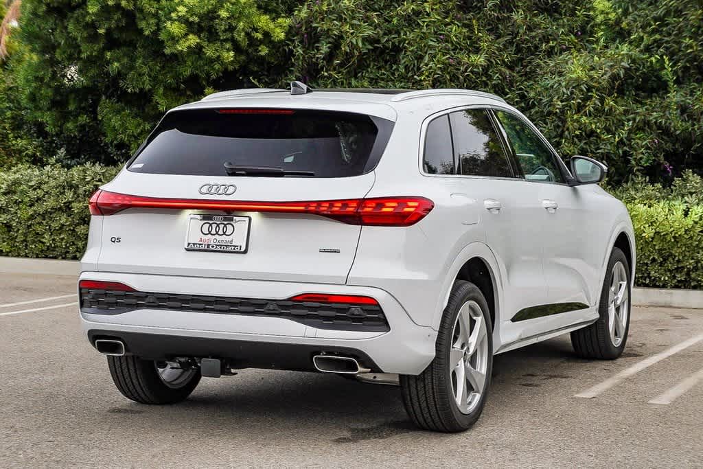 Thumbnail: 2025 Audi Q5 - 4