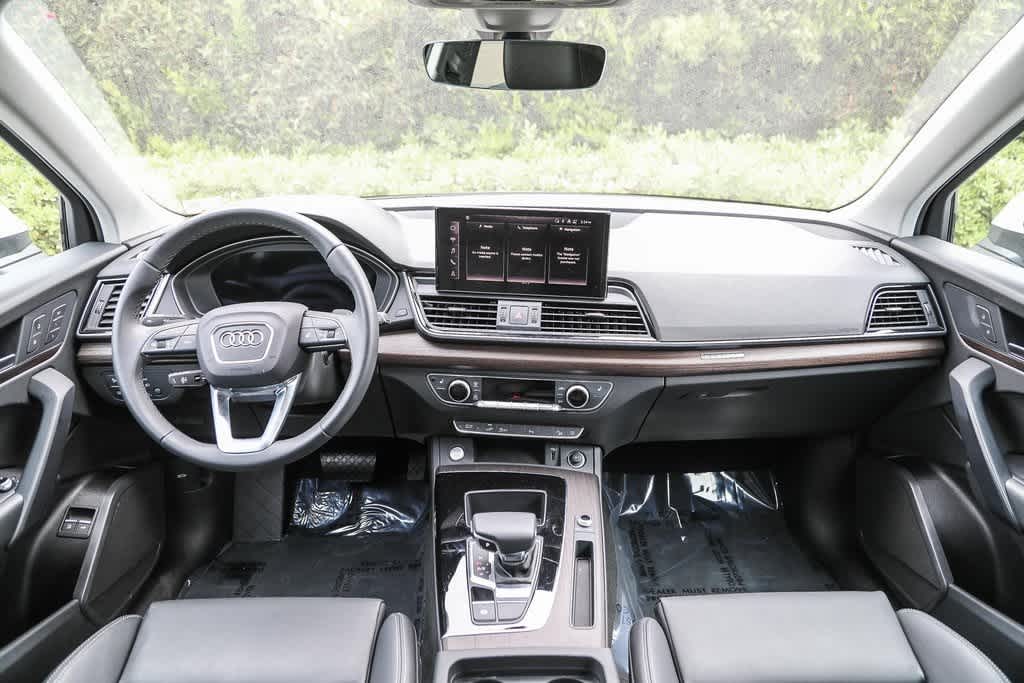 Thumbnail: 2024 Audi Q5 - 10